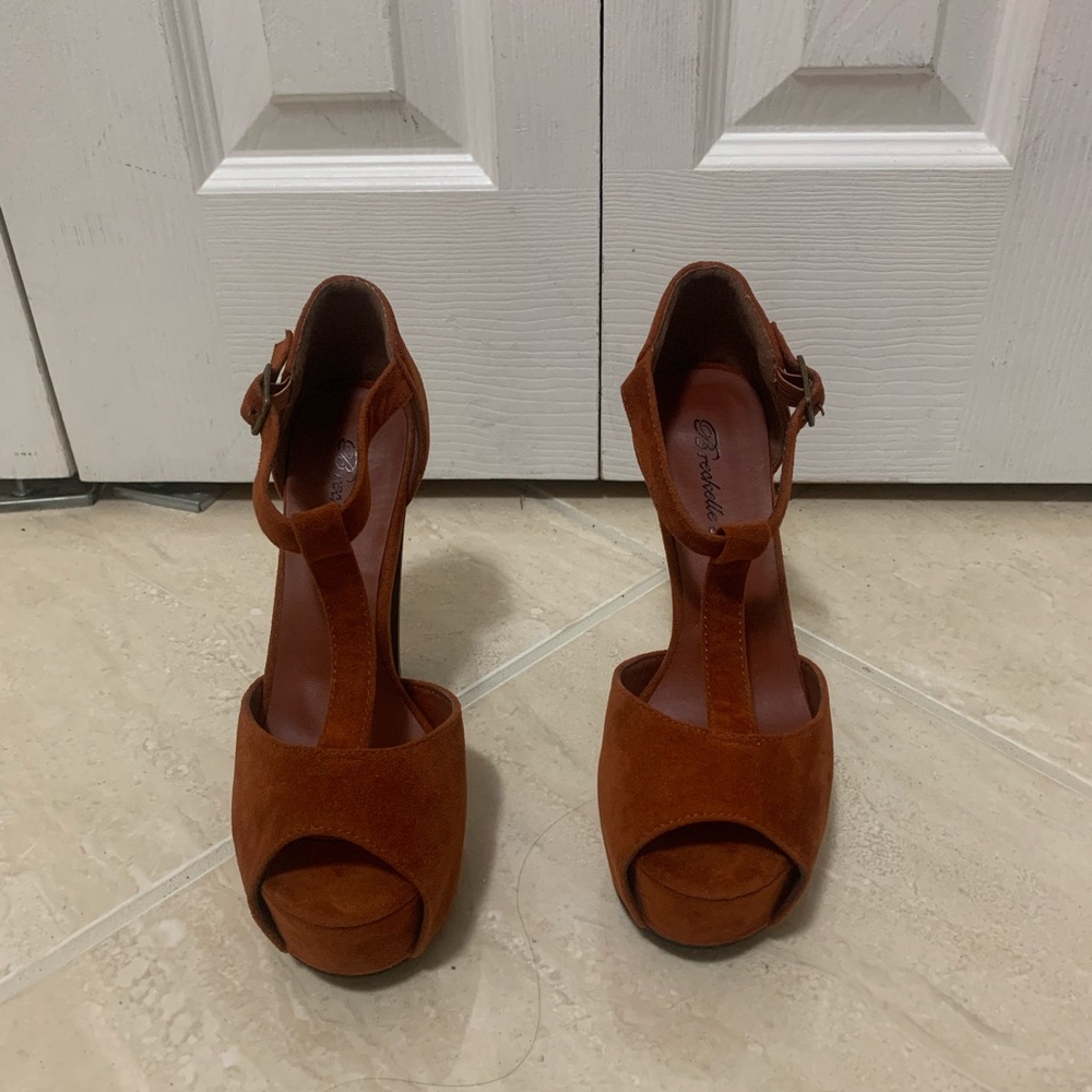 Beautiful Heel shoes